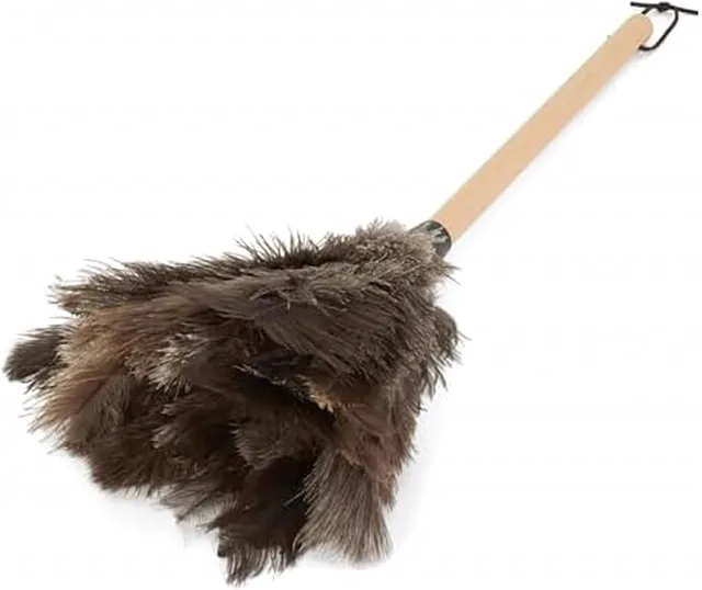 Copco Feather Duster with Beechwood Handle - Natural Feathers for Dusting Any Room, Lightweight Home Cleaning Tool for Furniture, Shelves, and Decor